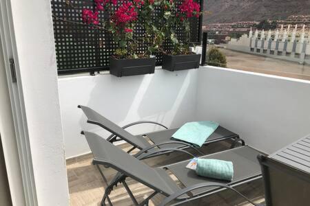 Harrys Atico Puerto De Mogan Appartement Buitenkant foto